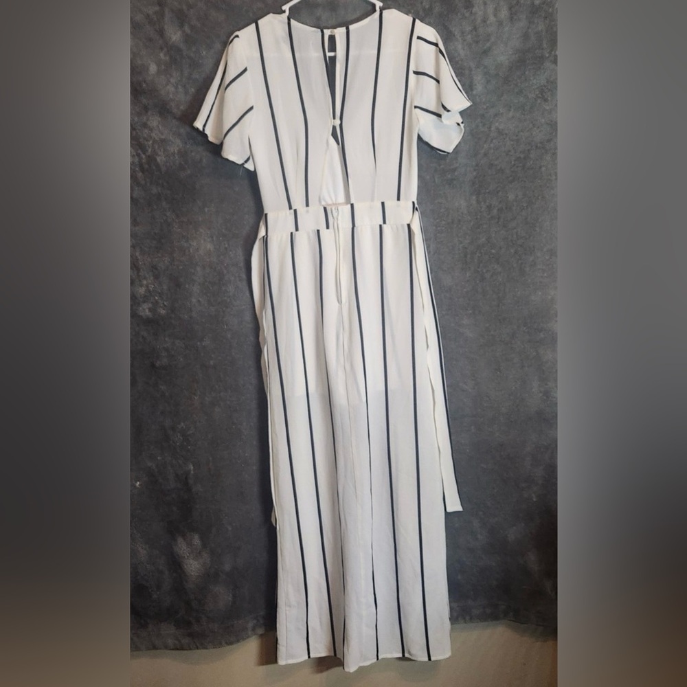 Chic Striped High Low Dress - Picture 3 of 11